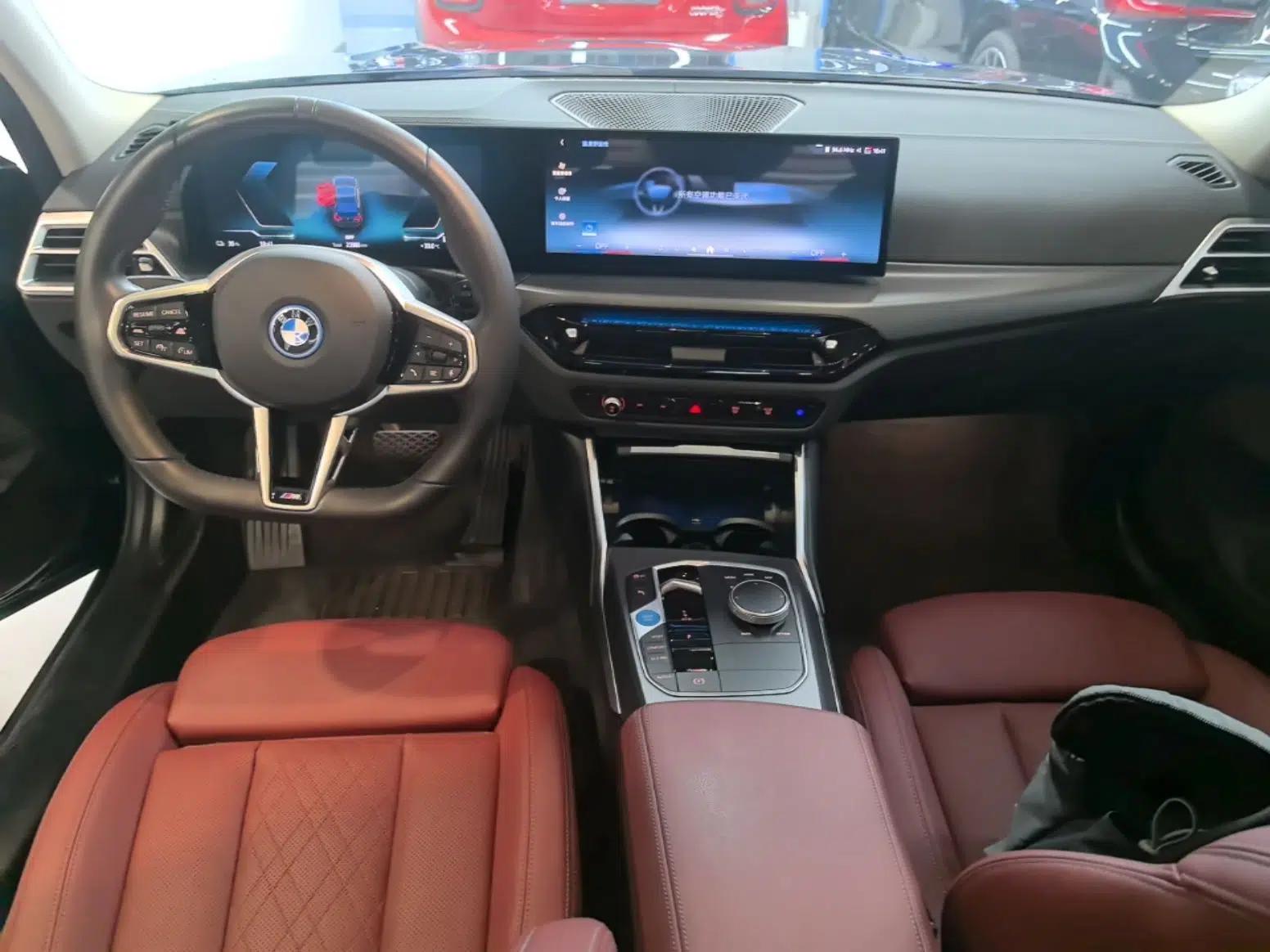 BMW i3 2025 eDrive 35 L — миниатюра 12