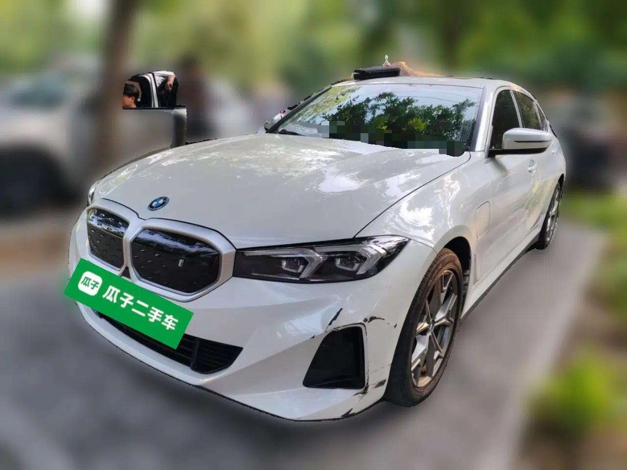 BMW i3 2022 eDrive 35 L — миниатюра 1