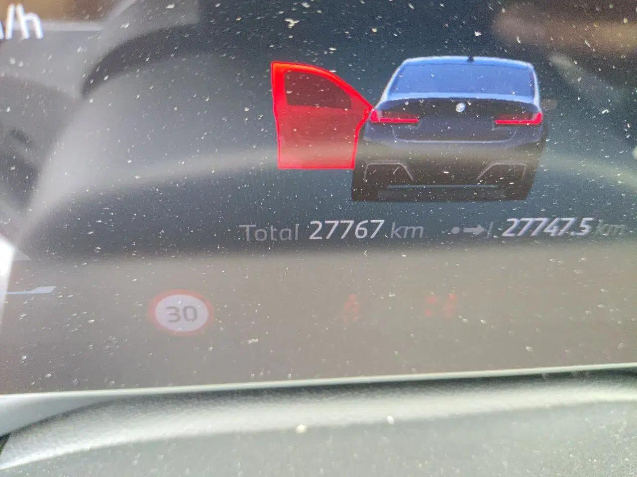 BMW i3 2025 eDrive 35 L — миниатюра 11