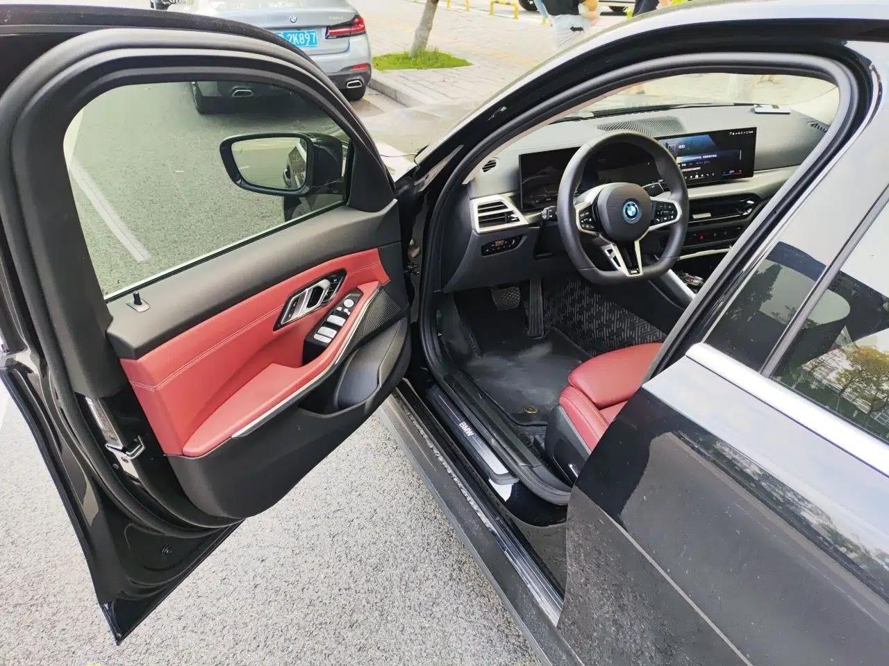 BMW i3 2025 eDrive 35 L — миниатюра 19