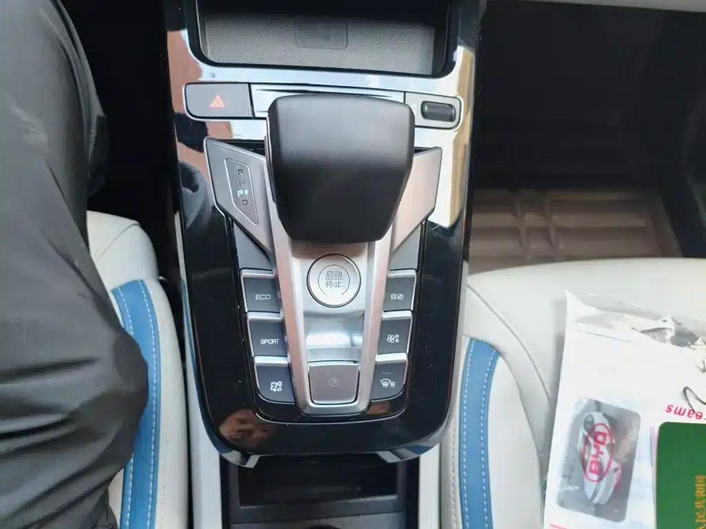 Yuan Pro 2023 320KM Luxury Edition — миниатюра 11