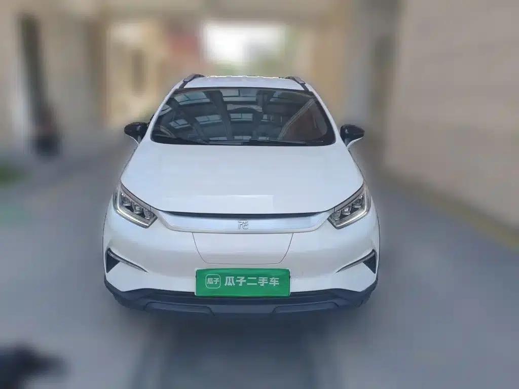 Yuan Pro 2023 320KM Luxury Edition — миниатюра 3