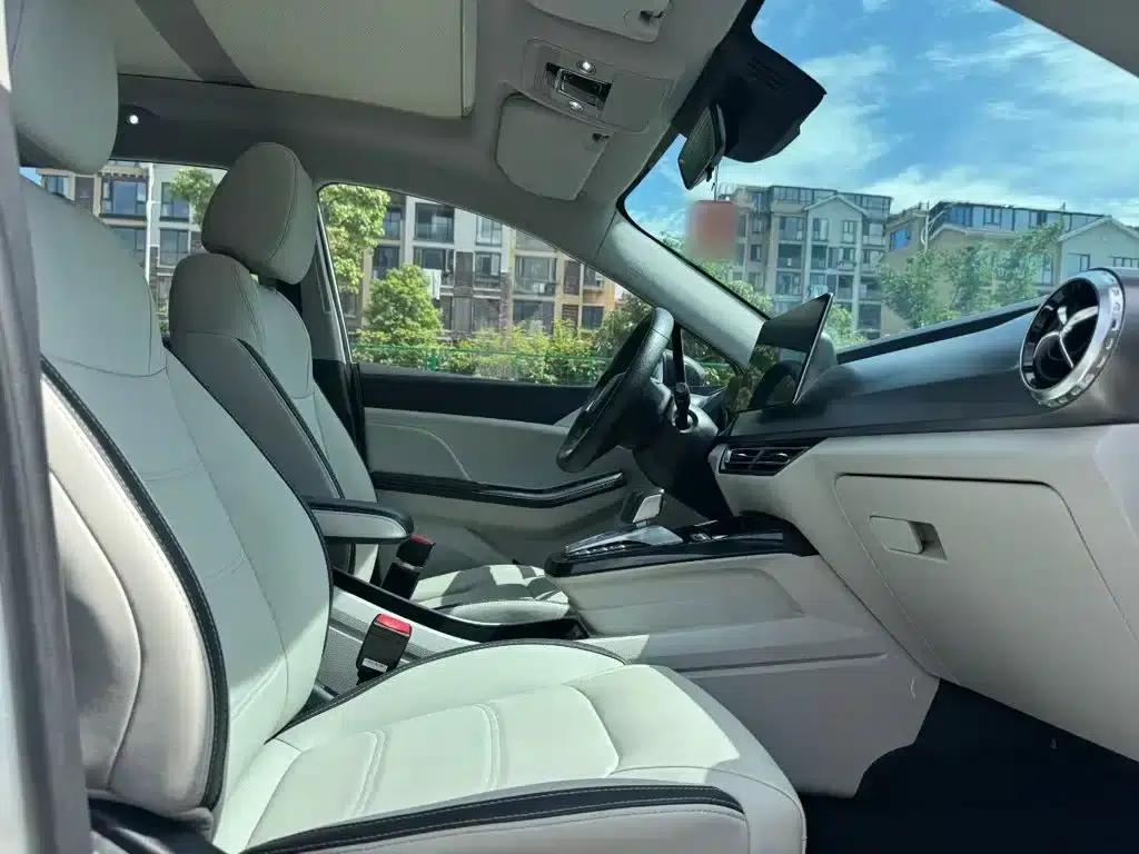 Yuan Pro 2021 401KM Premium — миниатюра 25