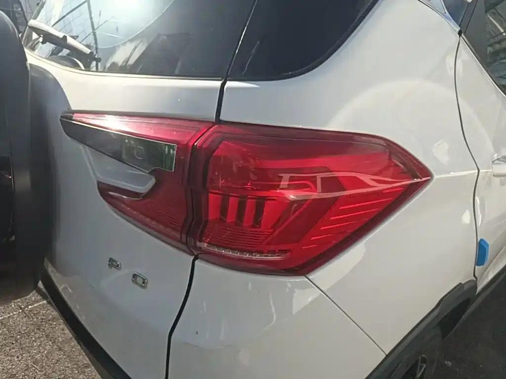 Yuan Pro 2021 401KM Premium — миниатюра 8