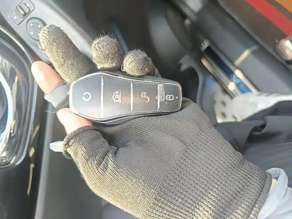 Yuan Pro 2021 401KM Premium — миниатюра 9