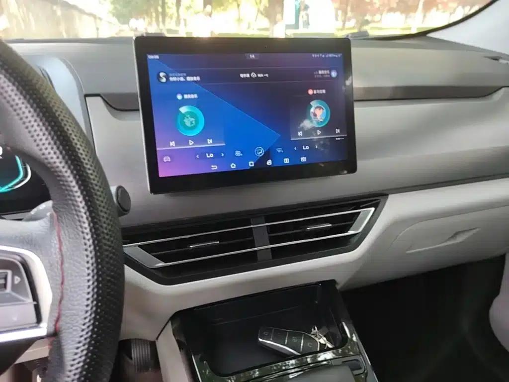 Yuan Pro 2021 401KM Luxury Edition — миниатюра 13