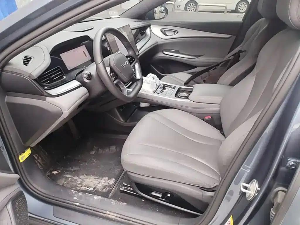 Seal 07 DM-i 2025 Model DM-i 1.5L 125km Elite — миниатюра 15
