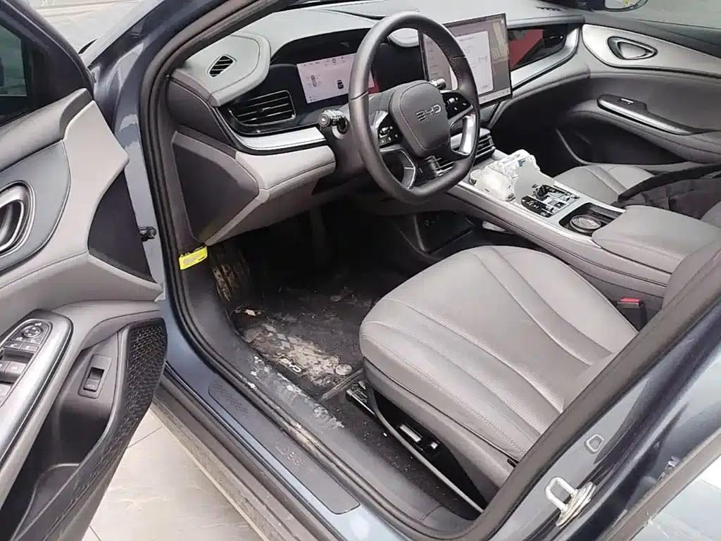 Seal 07 DM-i 2025 Model DM-i 1.5L 125km Elite — миниатюра 16