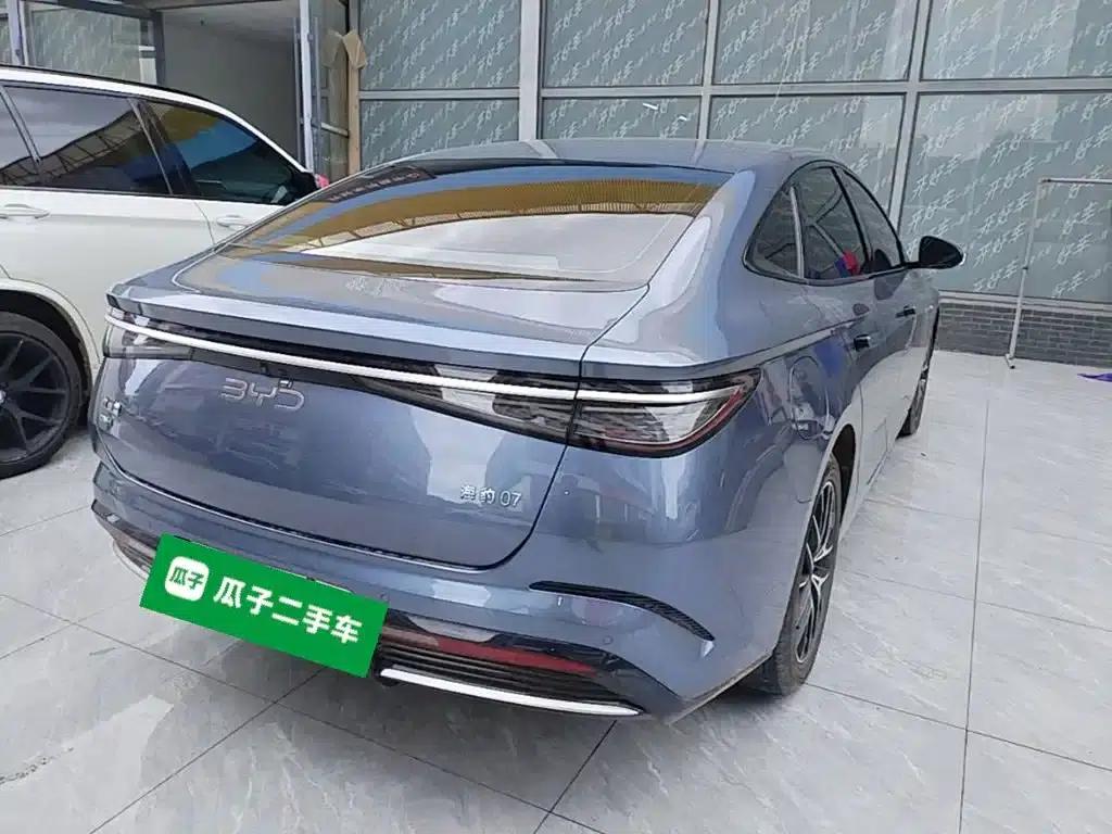 Seal 07 DM-i 2025 Model DM-i 1.5L 125km Elite — миниатюра 7