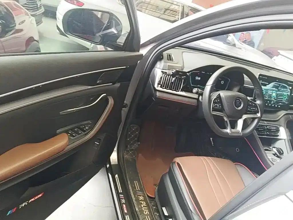 Song PLUS 2020 1.5T Automatic Flagship Edition — миниатюра 16