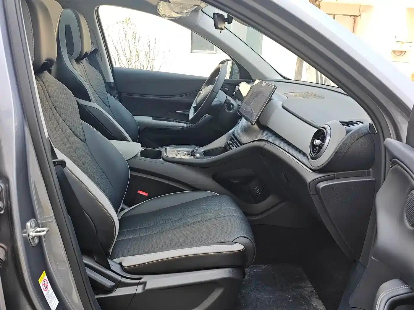 Hiace 05 DM-i 2025 DM-i Smart Driving Edition 75KM Premium — миниатюра 22