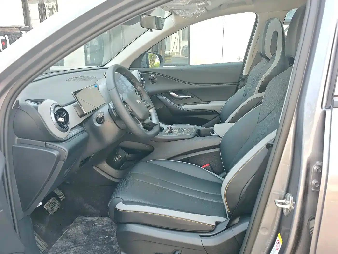 Hiace 05 DM-i 2025 DM-i Smart Driving Edition 75KM Premium — миниатюра 4