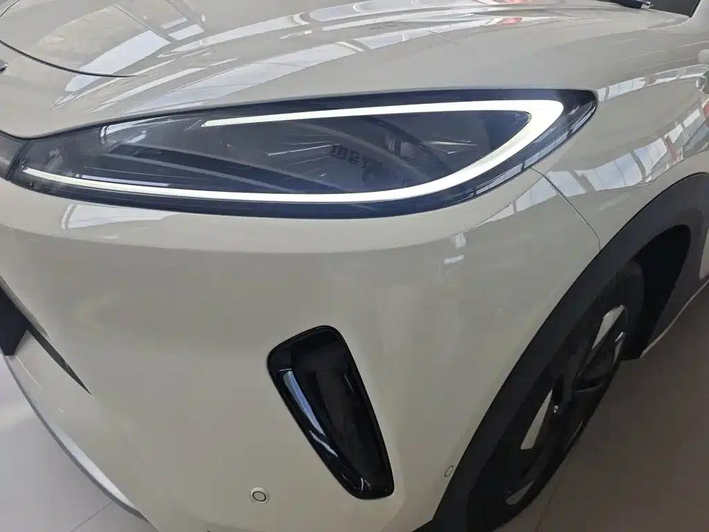 Hiace 05 EV 2025 520KM Flagship Intelligent Navigation Edition — миниатюра 7