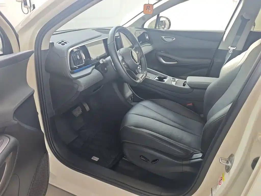 Hiace 05 EV 2025 520KM Flagship Intelligent Navigation Edition — миниатюра 8