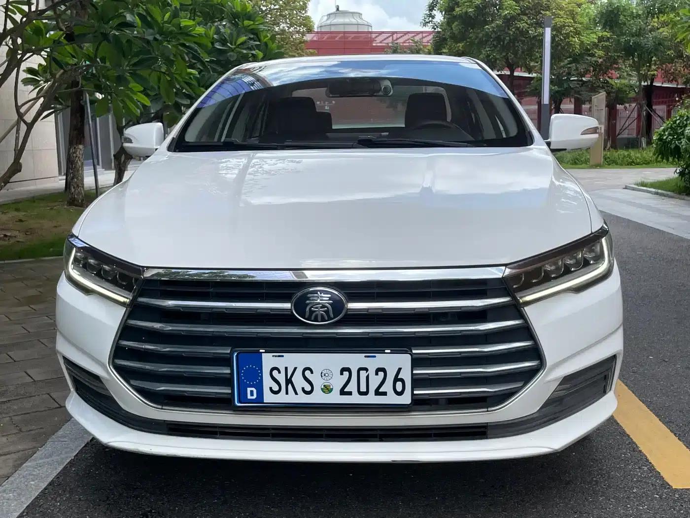 Qin 2019 1.5L Automatic Premium Edition — миниатюра 2