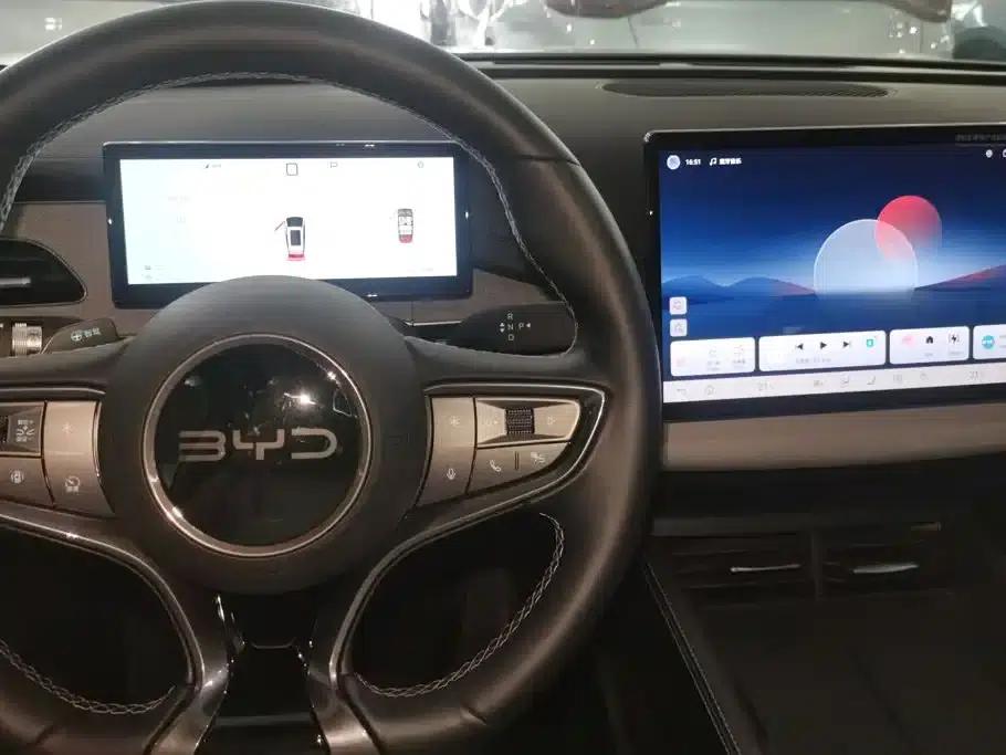 Seal 06 DM-i Touring Edition 2025 DM-i 80KM Premium — миниатюра 12