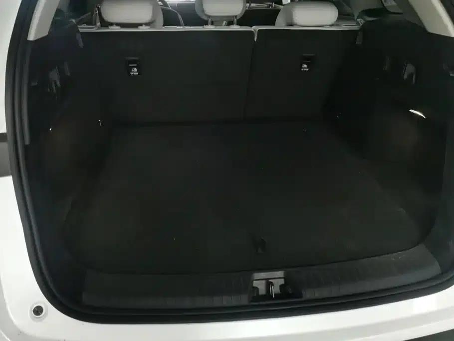 Seal 06 DM-i Touring Edition 2025 DM-i 80KM Premium — миниатюра 4