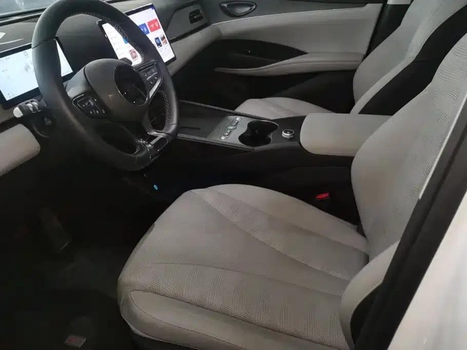Seal 06 DM-i Touring Edition 2025 DM-i 80KM Premium — миниатюра 9