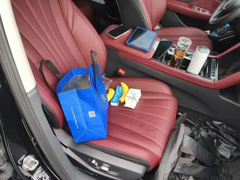 Hongqi H5 PHEV 2025 130 Super Hybrid Edition — миниатюра 8