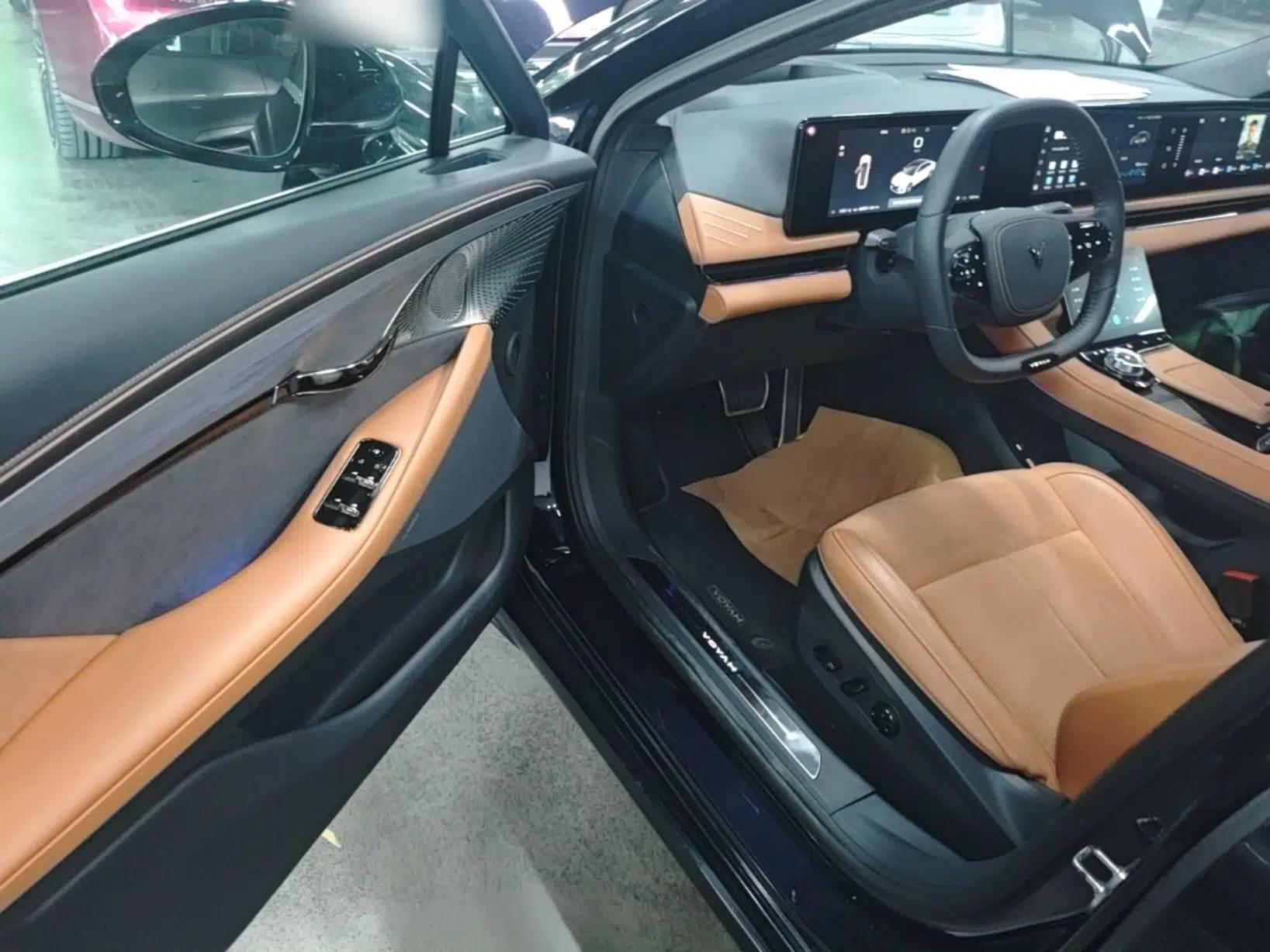 VOYAH PASSION 2024 PHEV Four-Wheel Drive Ultra-Long Range Flagship Model — миниатюра 23