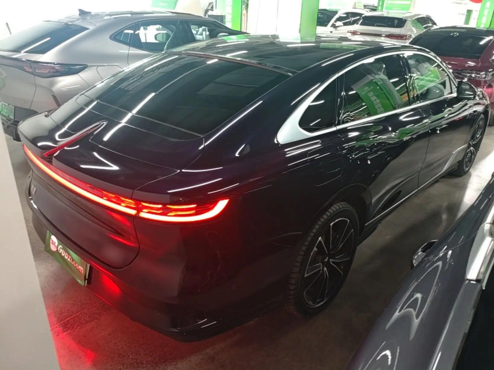 VOYAH PASSION 2024 PHEV Four-Wheel Drive Ultra-Long Range Flagship Model — миниатюра 6