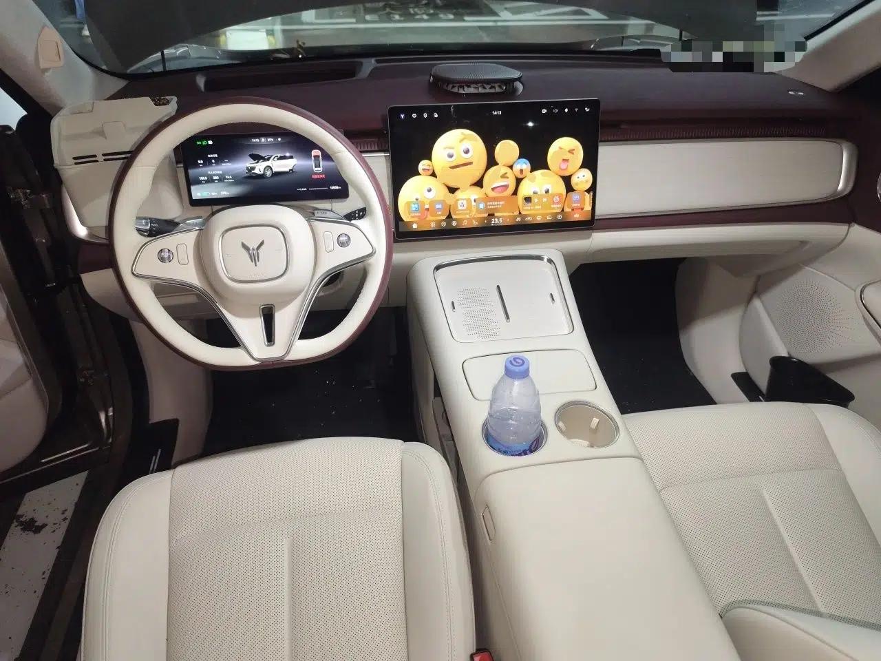 VOYAH COURAGE 2025 Model Four-Wheel-Drive Qiankun Edition — миниатюра 9
