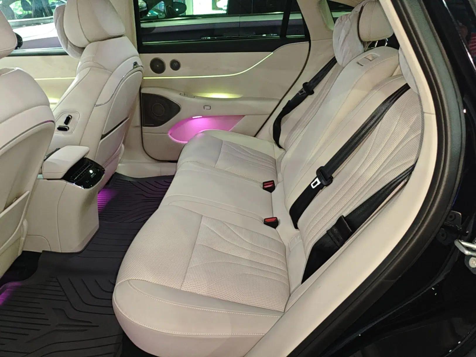 VOYAH Lantu Chiguang L 2026 Four-Wheel-Drive Ultra — миниатюра 20