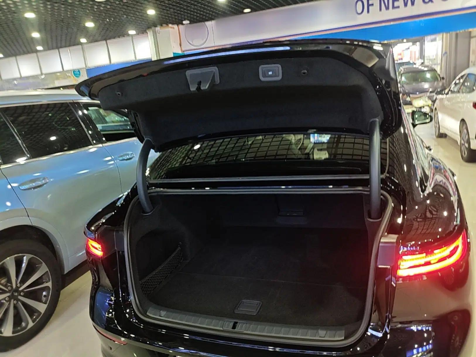 VOYAH Lantu Chiguang L 2026 Four-Wheel-Drive Ultra — миниатюра 22