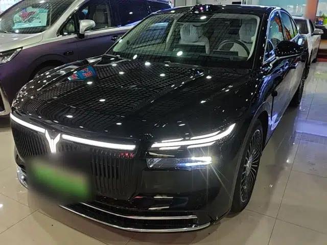 VOYAH Lantu Chiguang L 2026 Four-Wheel-Drive Ultra