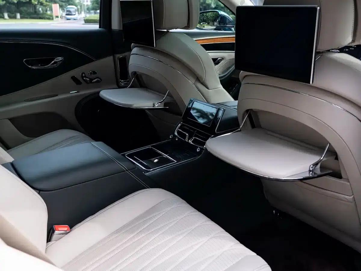 2024 Flying Spur Plug-in Hybrid 2.9T V6 Hybrid — миниатюра 20