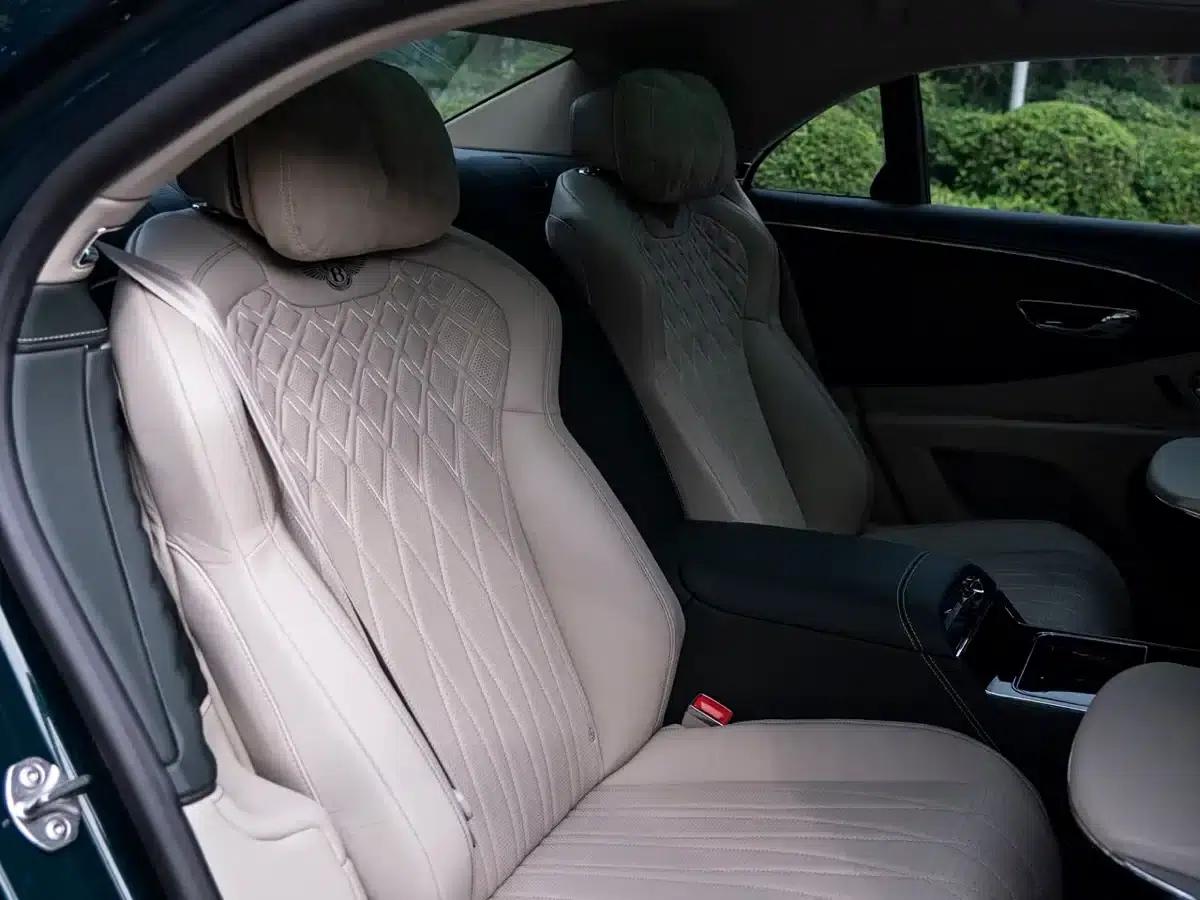 2024 Flying Spur Plug-in Hybrid 2.9T V6 Hybrid — миниатюра 21