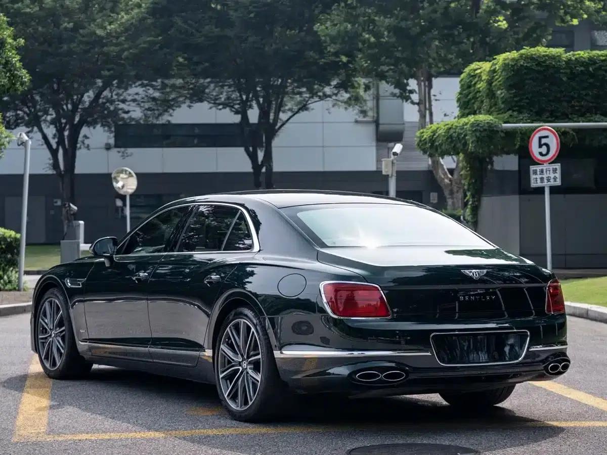 2024 Flying Spur Plug-in Hybrid 2.9T V6 Hybrid — миниатюра 7