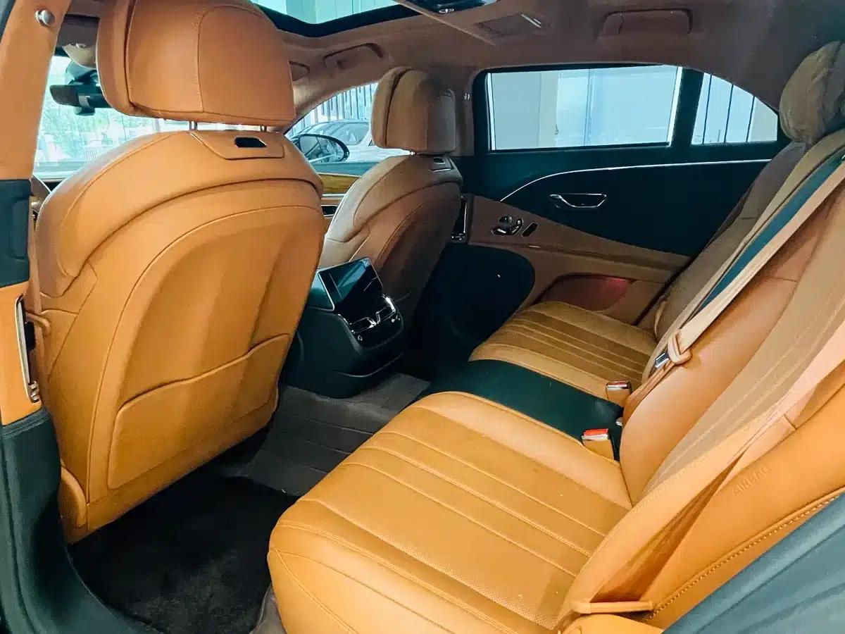 2022 Flying Spur Plug-in Hybrid 2.9T V6 — миниатюра 16