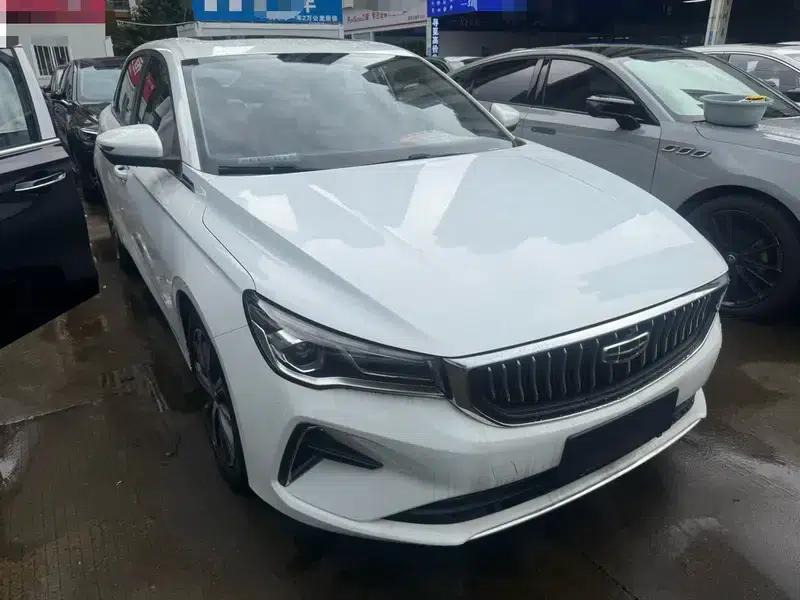 Geely Emgrand 2022 4th Generation 1.5L CVT Luxury Edition — миниатюра 3