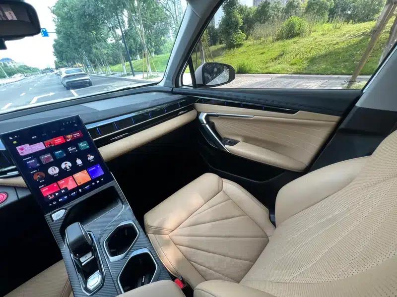 Geely Boyue L 2023 1.5TD DCT Premium Edition — миниатюра 9