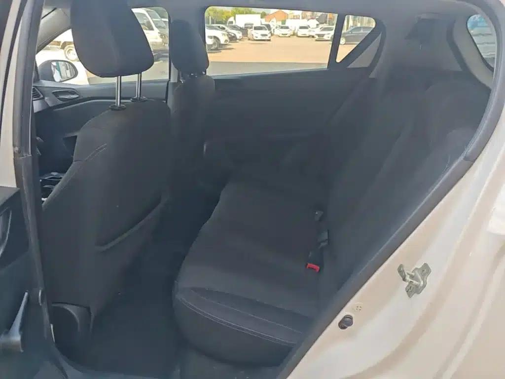 Baojun 310 2020 1.2L Manual Value Edition — миниатюра 17
