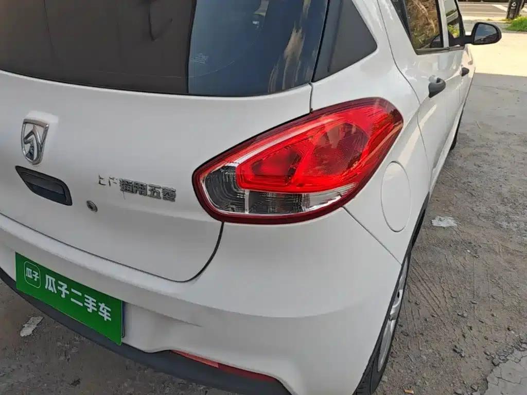 Baojun 310 2020 1.2L Manual Value Edition — миниатюра 8