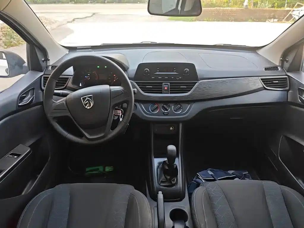 Baojun 310 2020 1.2L Manual Value Edition — миниатюра 10