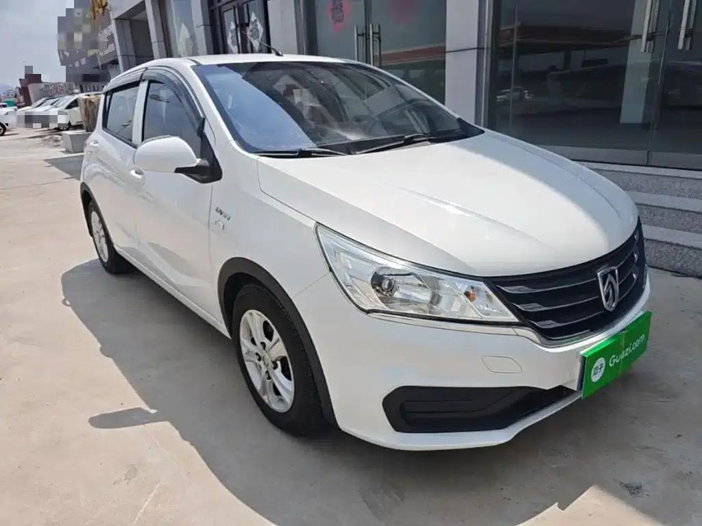 Baojun 310 2017 1.5L Automatic Comfort Model — миниатюра 4
