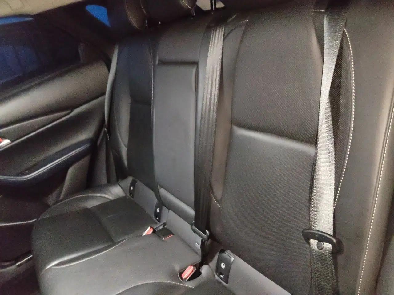 Mazda CX-30 2020 2.0L Automatic Joyful Model — миниатюра 17