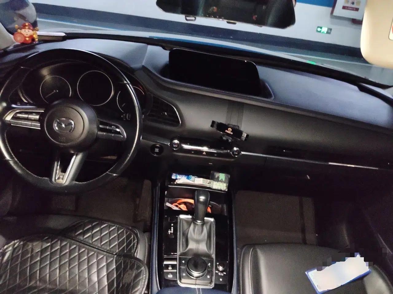 Mazda CX-30 2020 2.0L Automatic Joyful Model — миниатюра 9