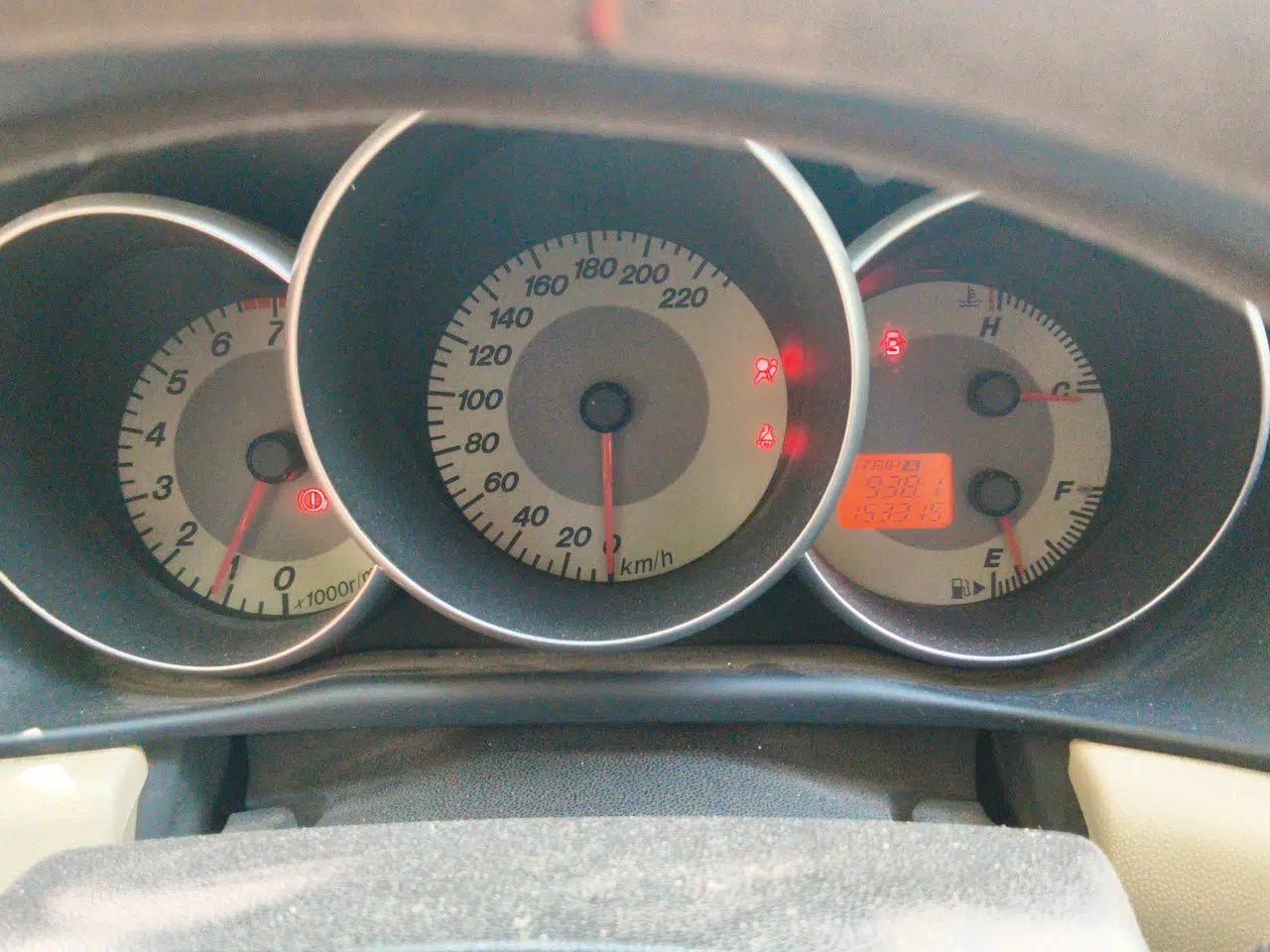 Mazda 3 2012 1.6L Manual Classic Standard Edition — миниатюра 11