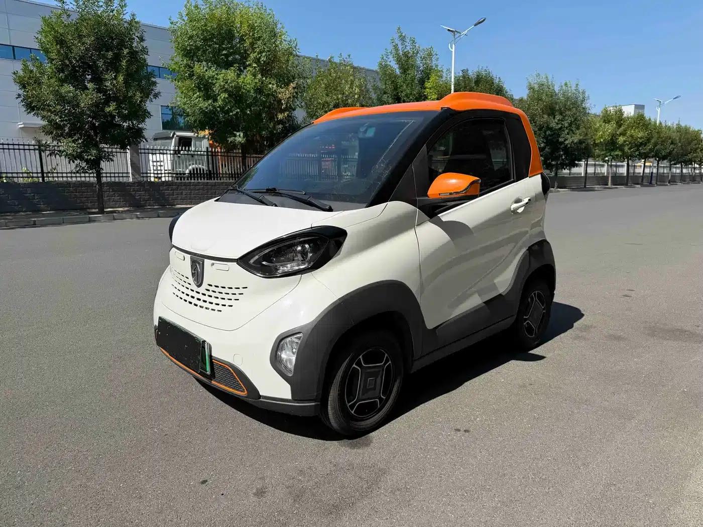 Baojun E100 2019 Model 250KM Smart Edition — миниатюра 2
