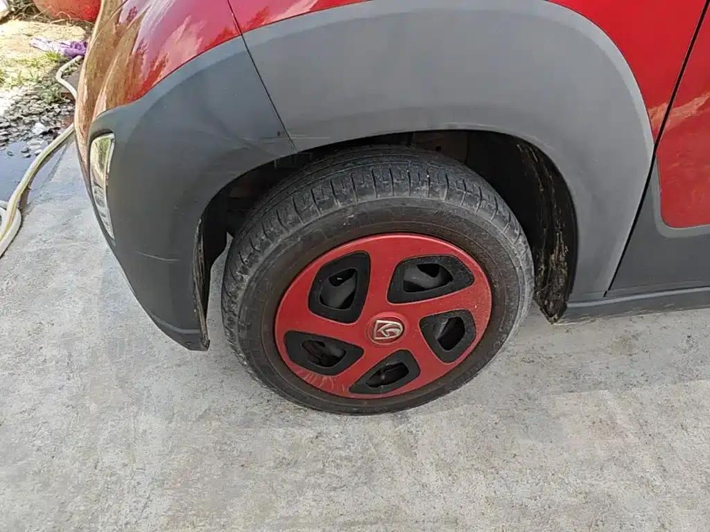 Baojun E100 2020 Model 305KM Smart Edition — миниатюра 25