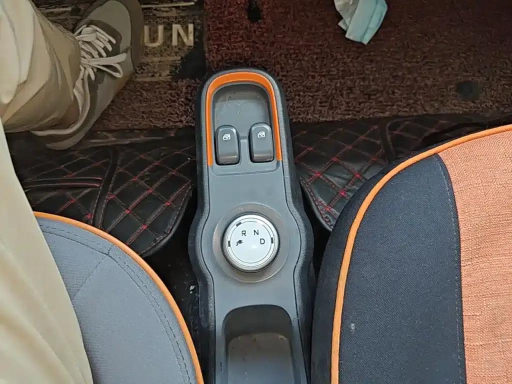 Baojun E100 2020 Model 305KM Smart Edition — миниатюра 10