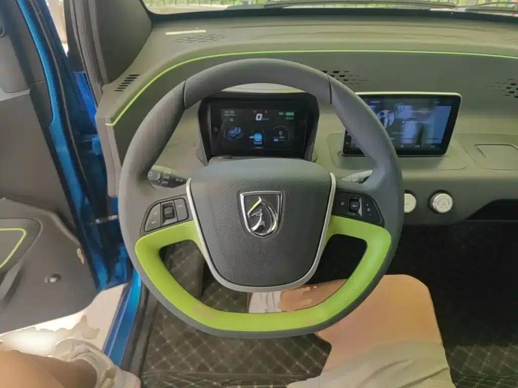 Baojun E100 2019 Model 250KM Smart Edition — миниатюра 11