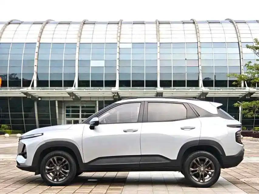 Baojun RS-3 2020 1.5L CVT 24-Hour Online Elite Edition — миниатюра 7