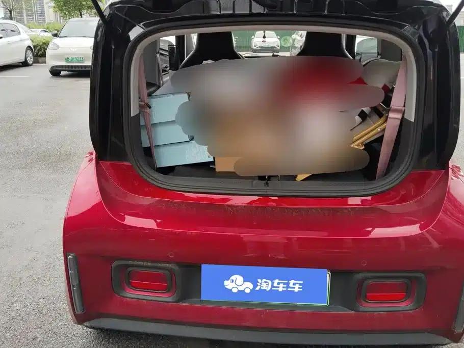 Baojun E300 2020 Plus Interstellar Intelligent Driving Edition — миниатюра 4