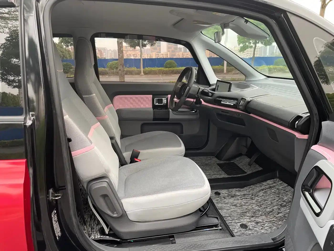 Baojun E300 2020 Plus Interstellar Smart Edition — миниатюра 11