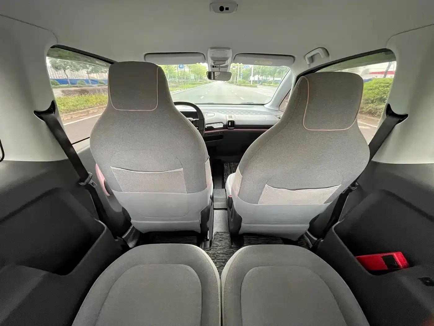Baojun E300 2020 Plus Interstellar Smart Edition — миниатюра 15